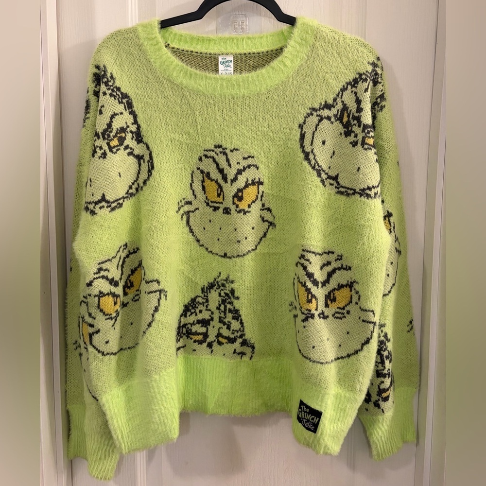 Grinch Lime Green Sweater read discripton size xl 16/18 kids fits like a Medium